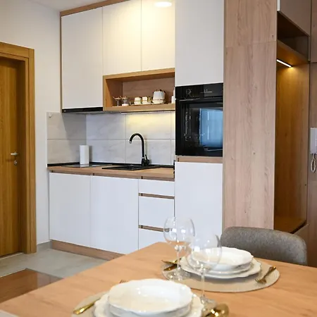 Fortuna Lux Apartment *
